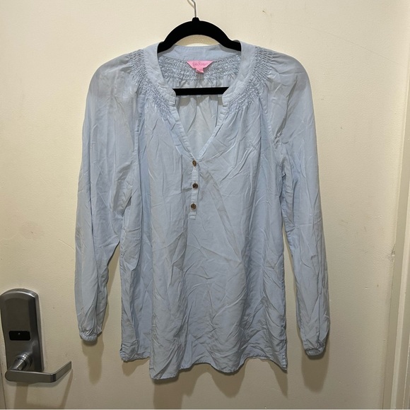 Lilly Pulitzer 100% Silk Sky Blue Long Sleeve Blouse Size Medium - Picture 1 of 11